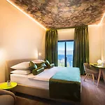 Vinotel Gospoja 4*